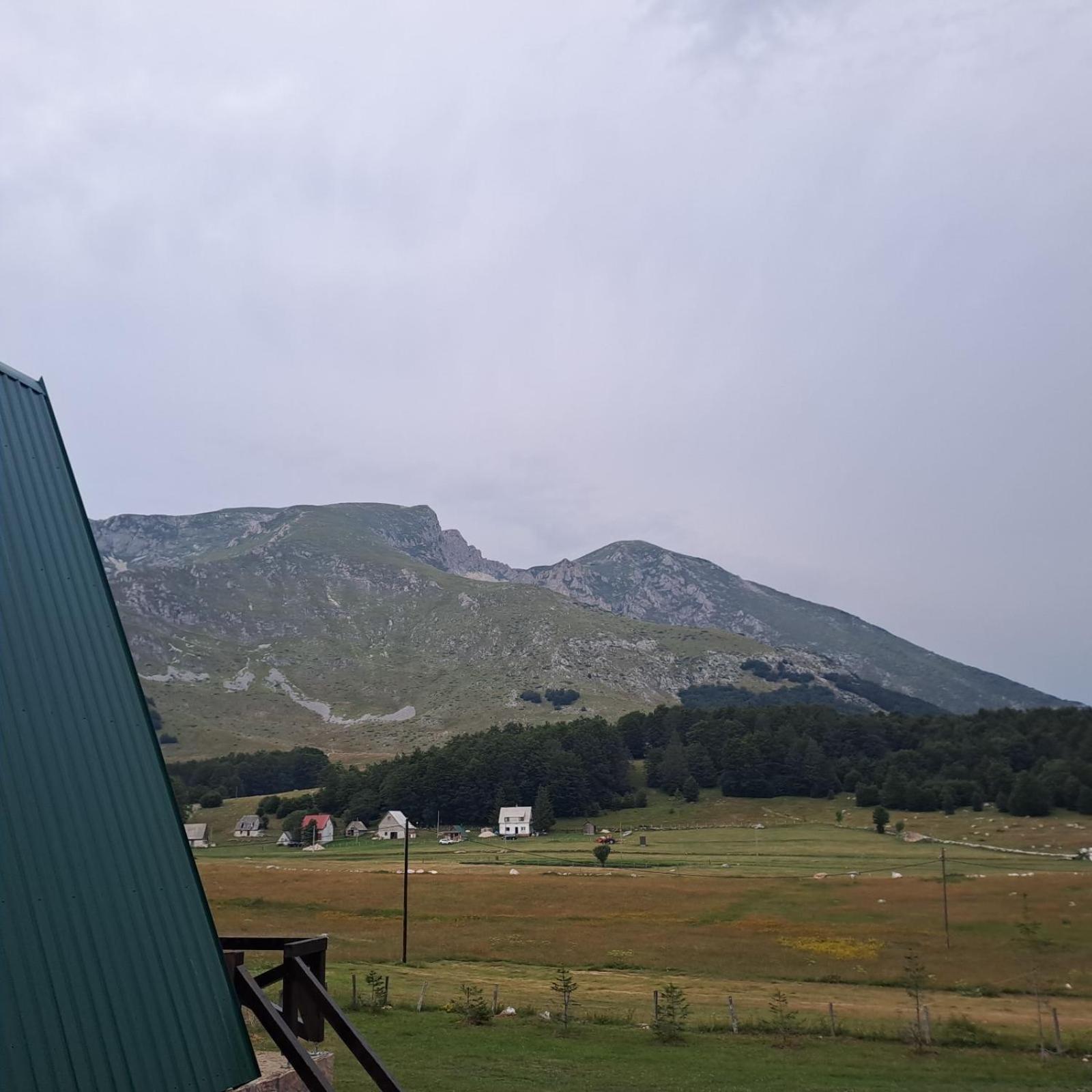 Vikendica Aleksandra Žabljak Esterno foto